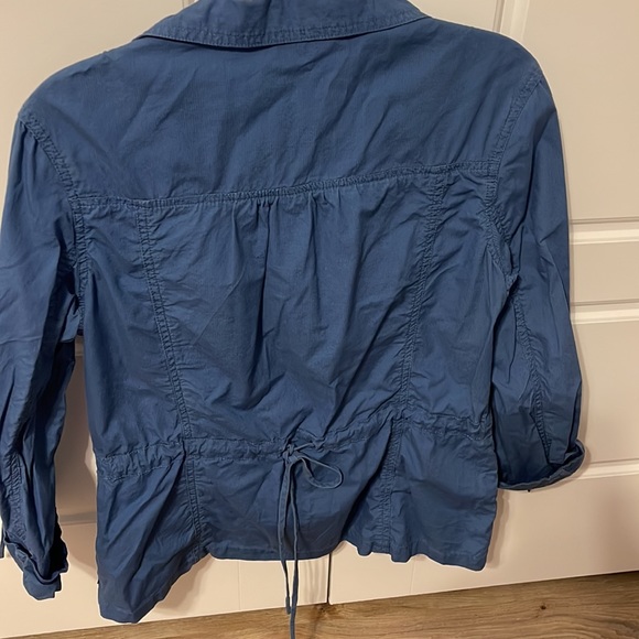 CAbi #393, Women’s Cargo Utility Jacket, cinch waist, blue, size large - Picture 6 of 7